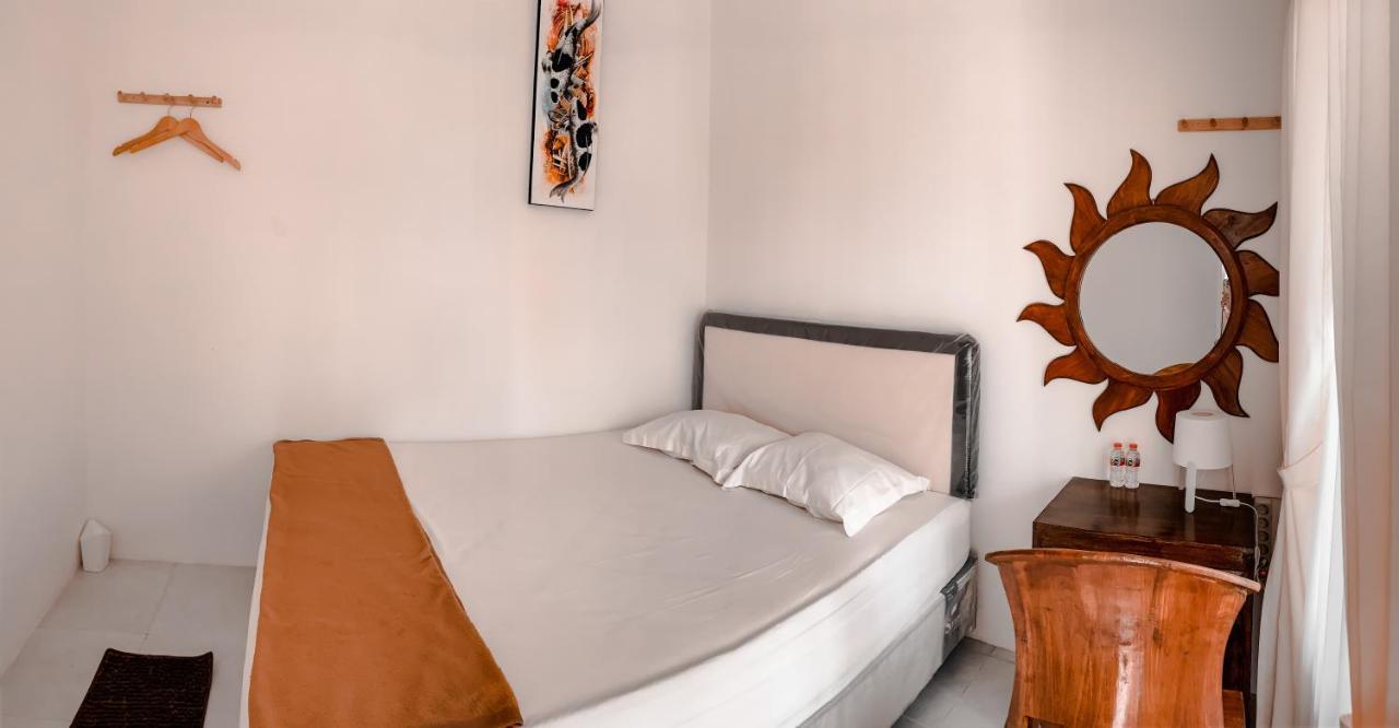 Tropical Paradiso Homestay Banyuwangi  Eksteriør billede